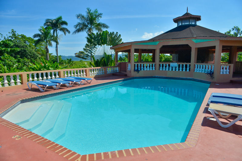 נגריל Hidden Paradise Resort Hotel מראה חיצוני תמונה